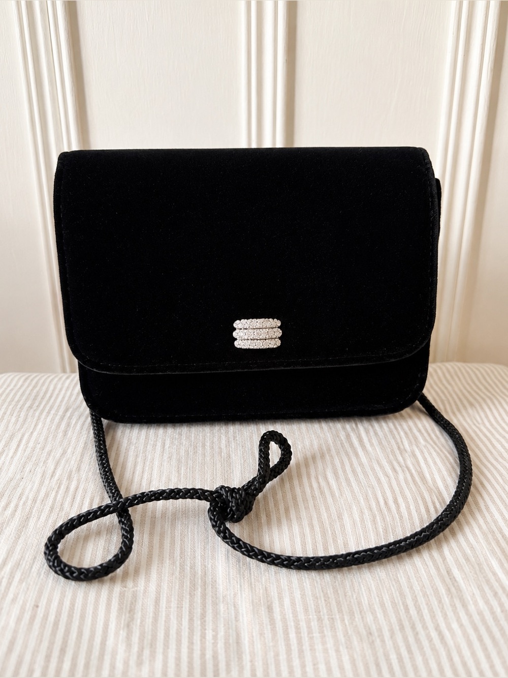 Vintage Valerie Steven’s black evening bag- velvet- rhinestone 90s